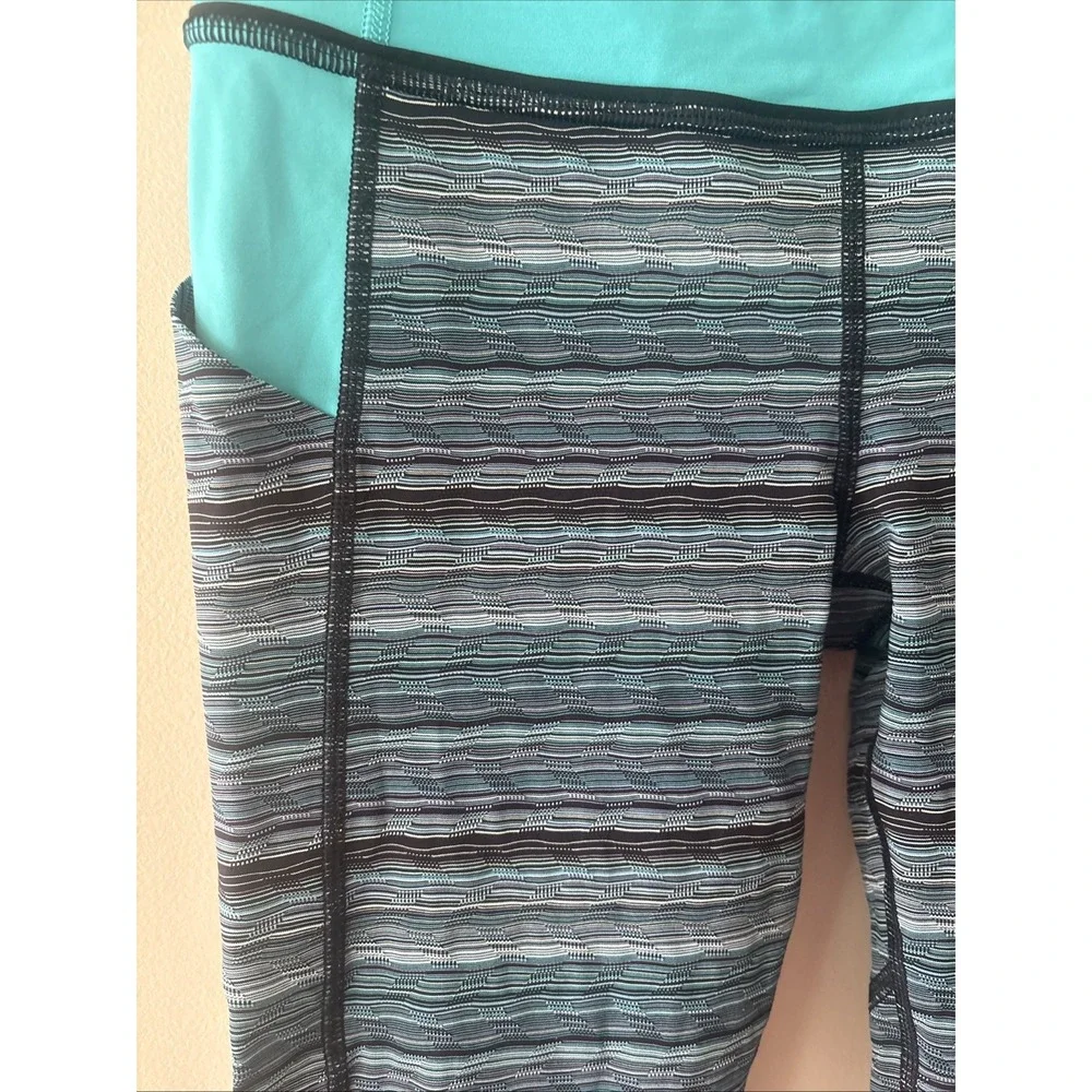 Lululemon‎ Pace Rival Crop Leggings 4 Space Dye Twist Naval Peacock Blue Striped